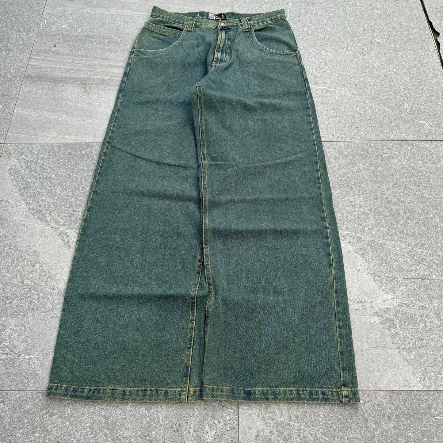 insane greenwash denim - 34x33”