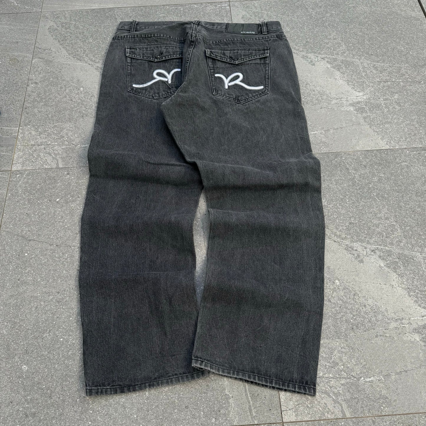 fat rocawear jeans - 40x32”