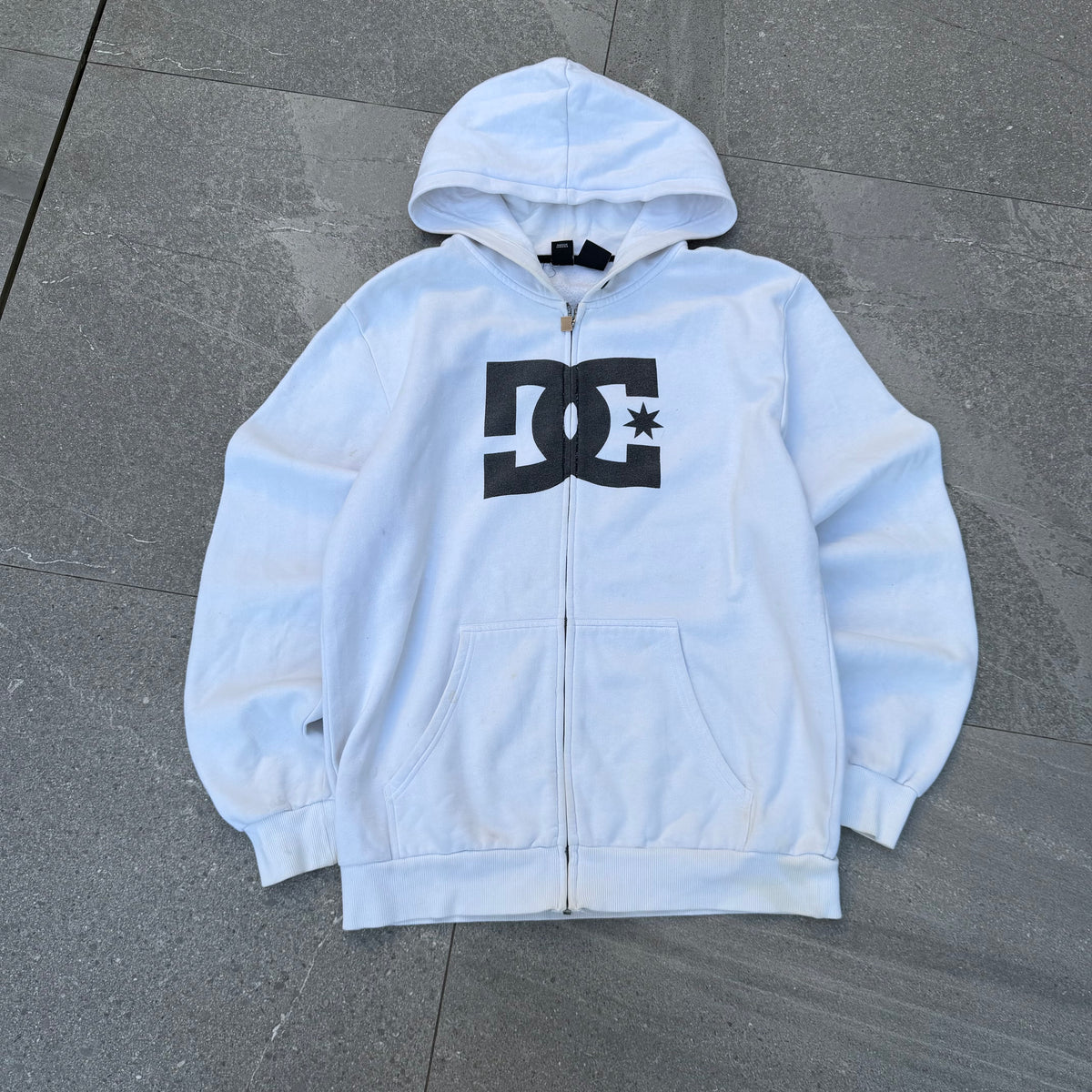 dreamy DC banger - L
