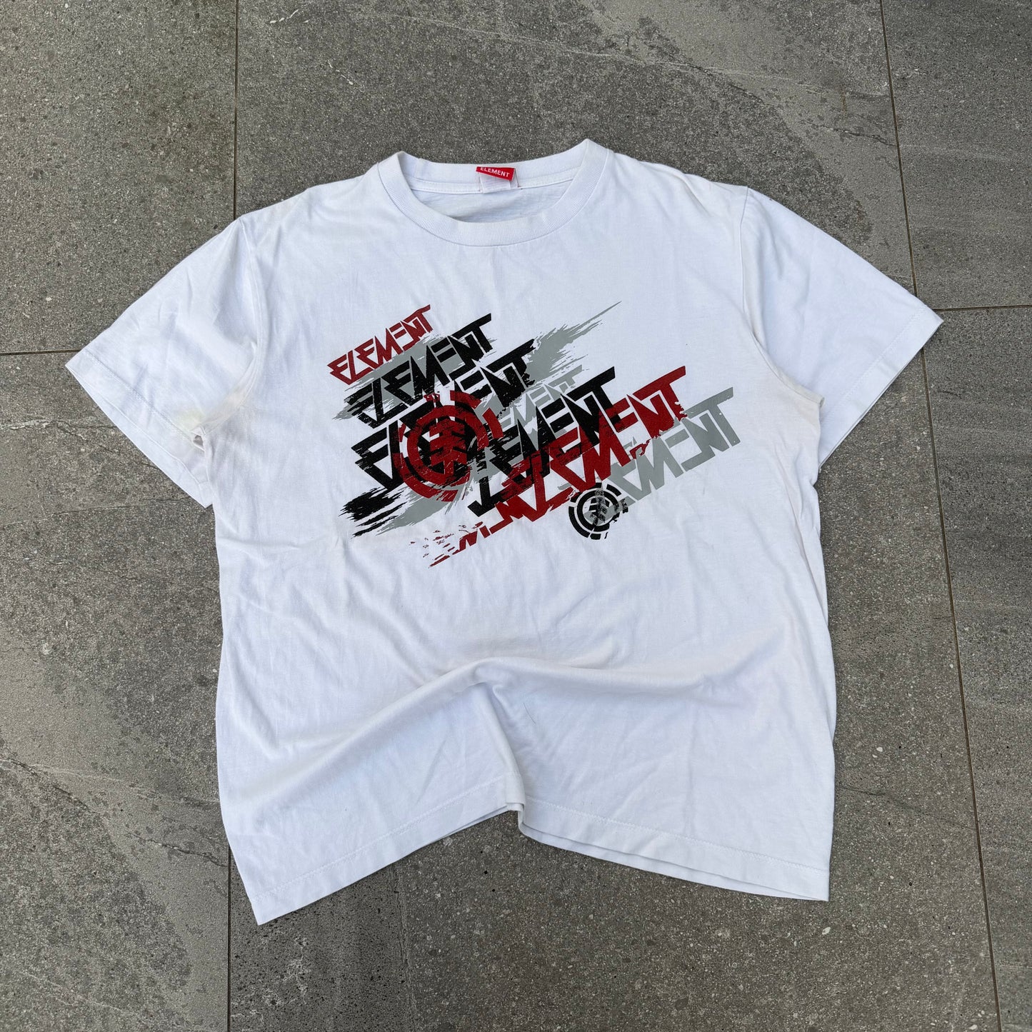 element tee  - S