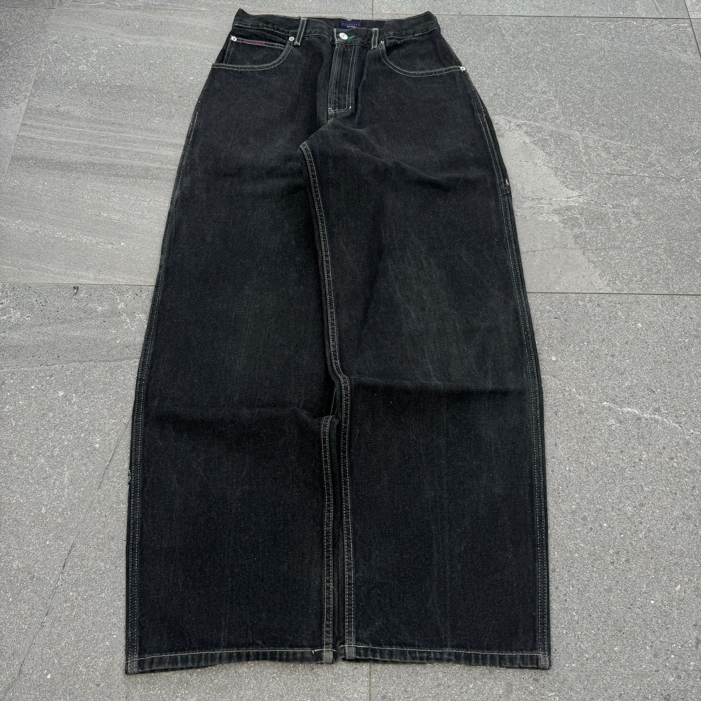 goated tommy jeans - 29x31”