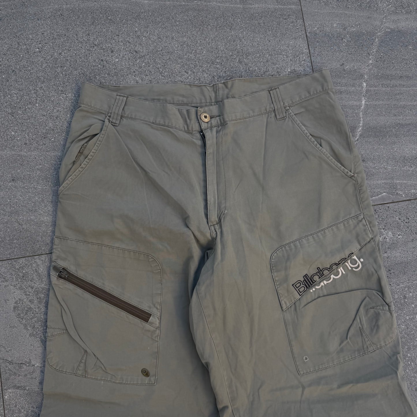grail billabong pants - 36x32”