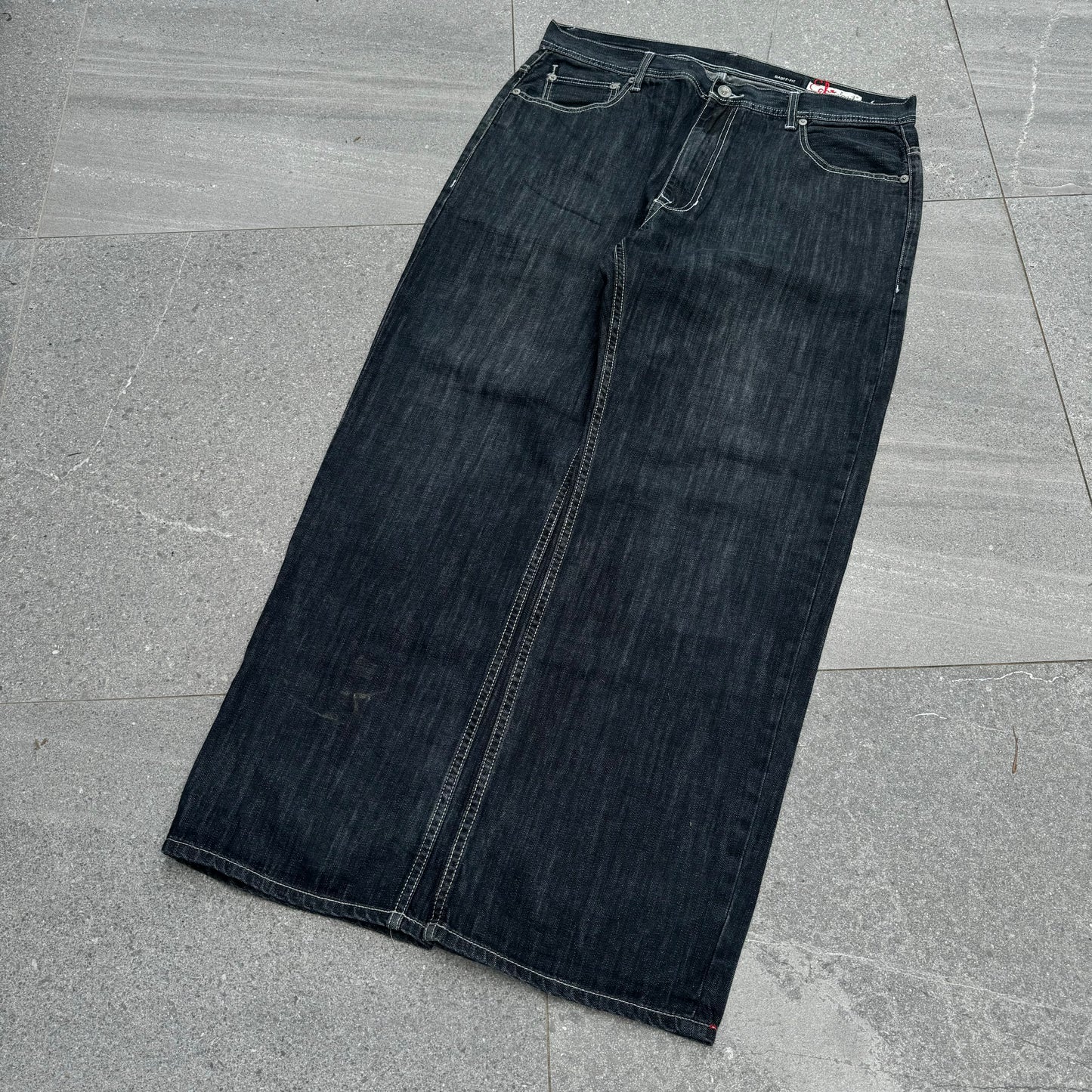 ecko jeans - 40x33”