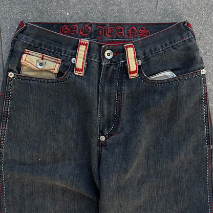 the nuttiest embroidered jeans. magnificent 😭 - 32x30”