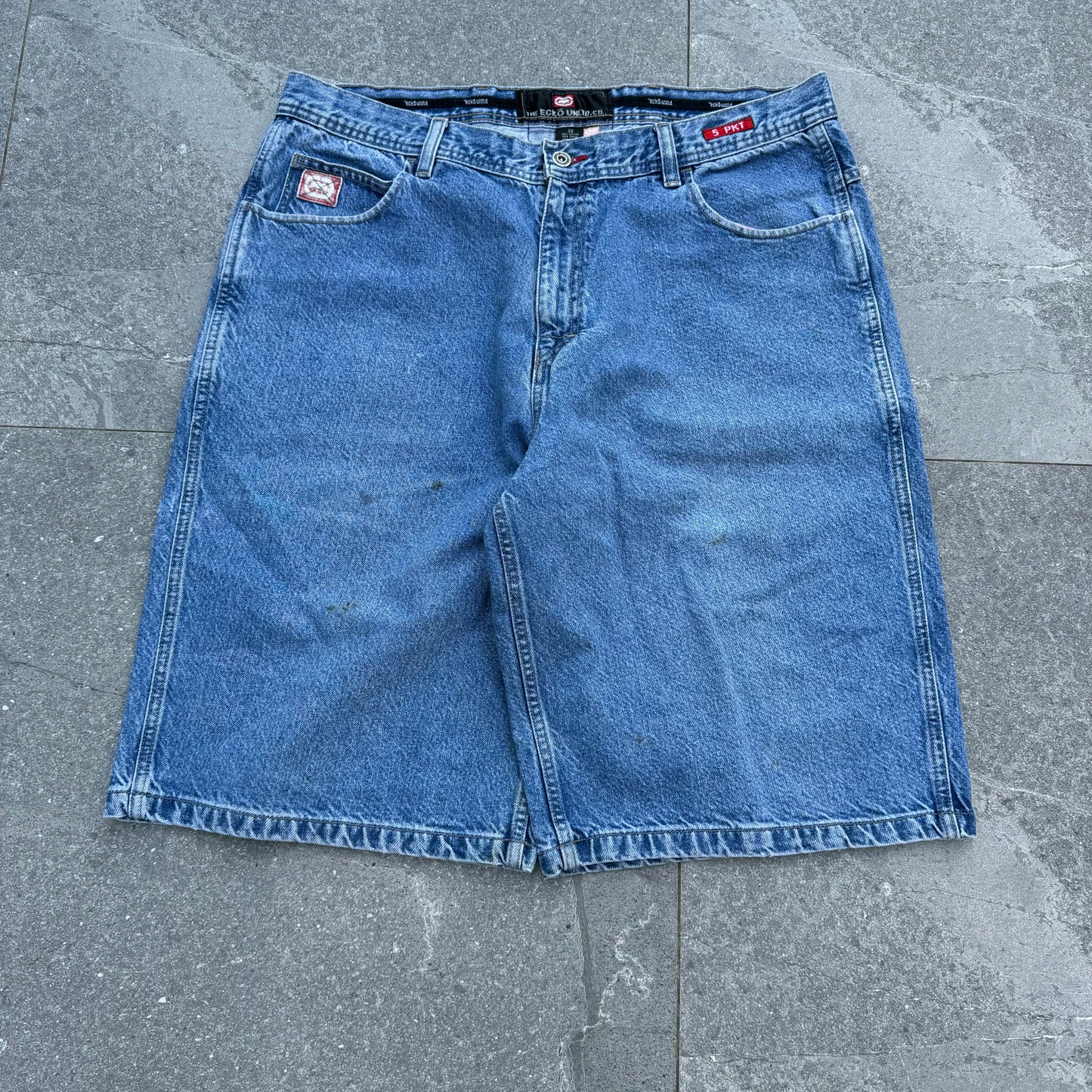 ecko jorts - 38”