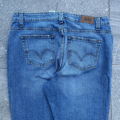 beauuuutiful levi 515 bootcuts - 36x32”