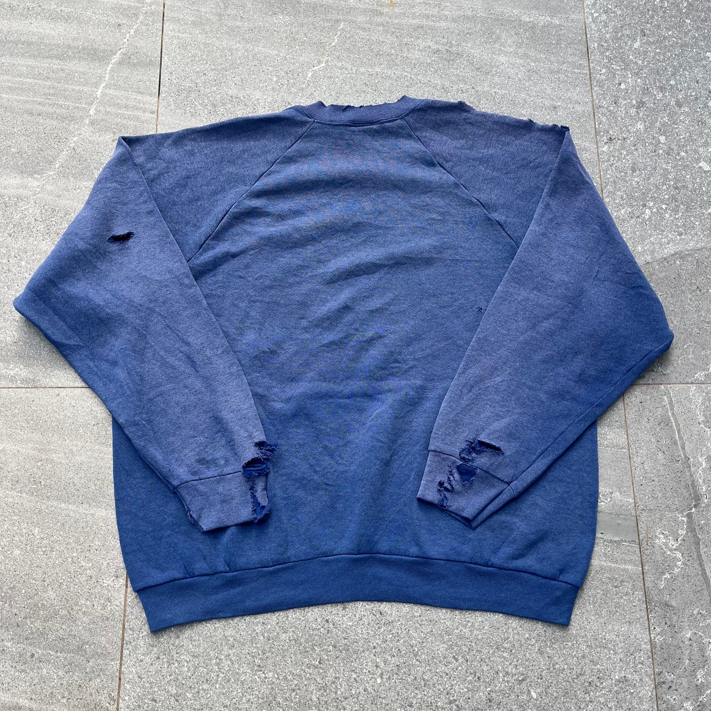 distressed colbalt crewneck - L