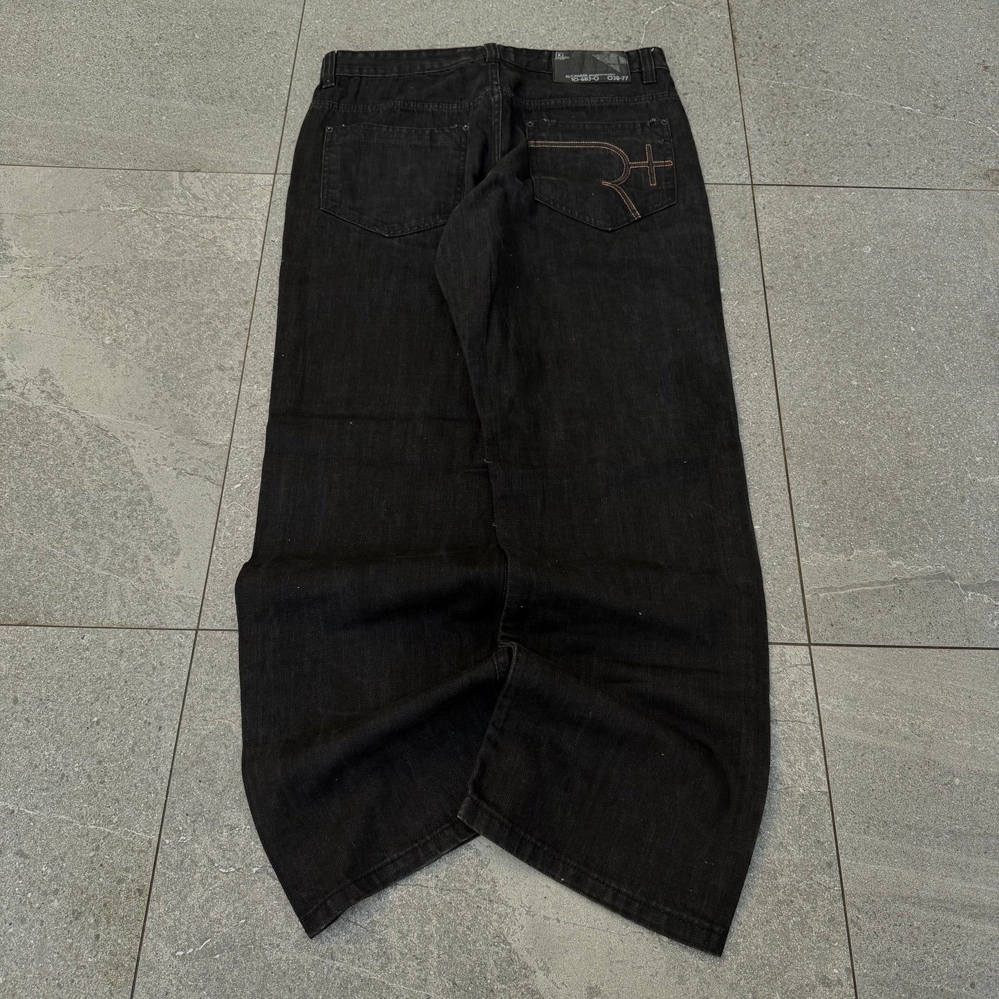 clean asf rocawears - 36x32”