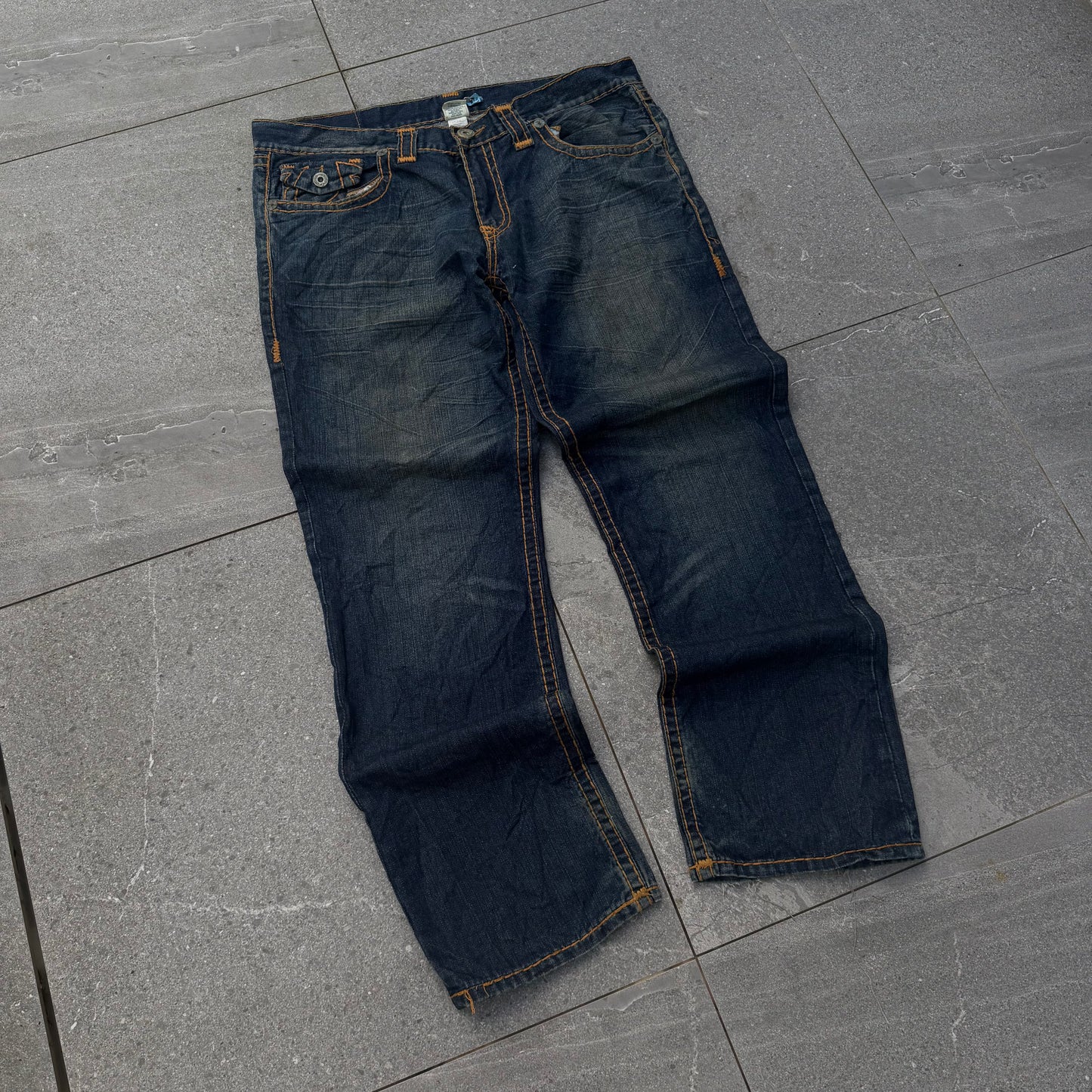 big pocket baggy true religions - 40x34”