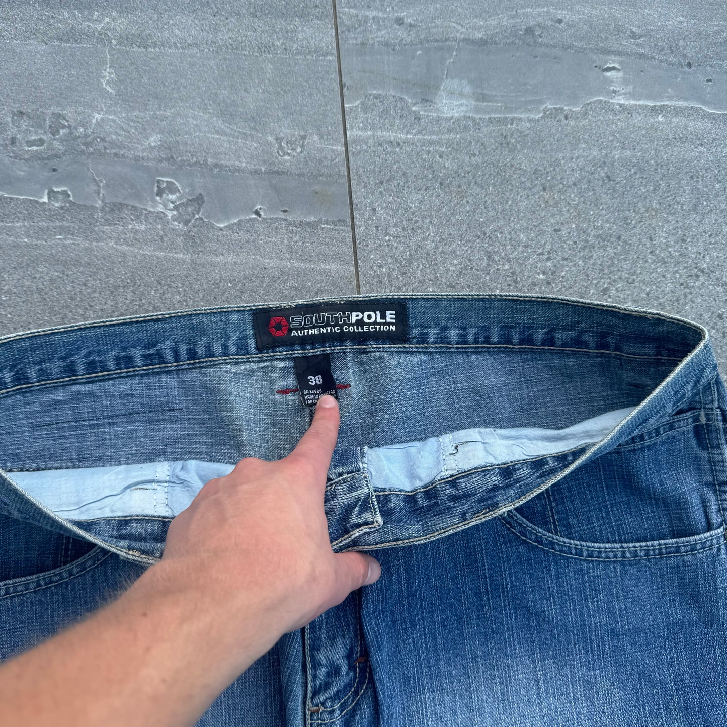 southpole badges - 38x32”