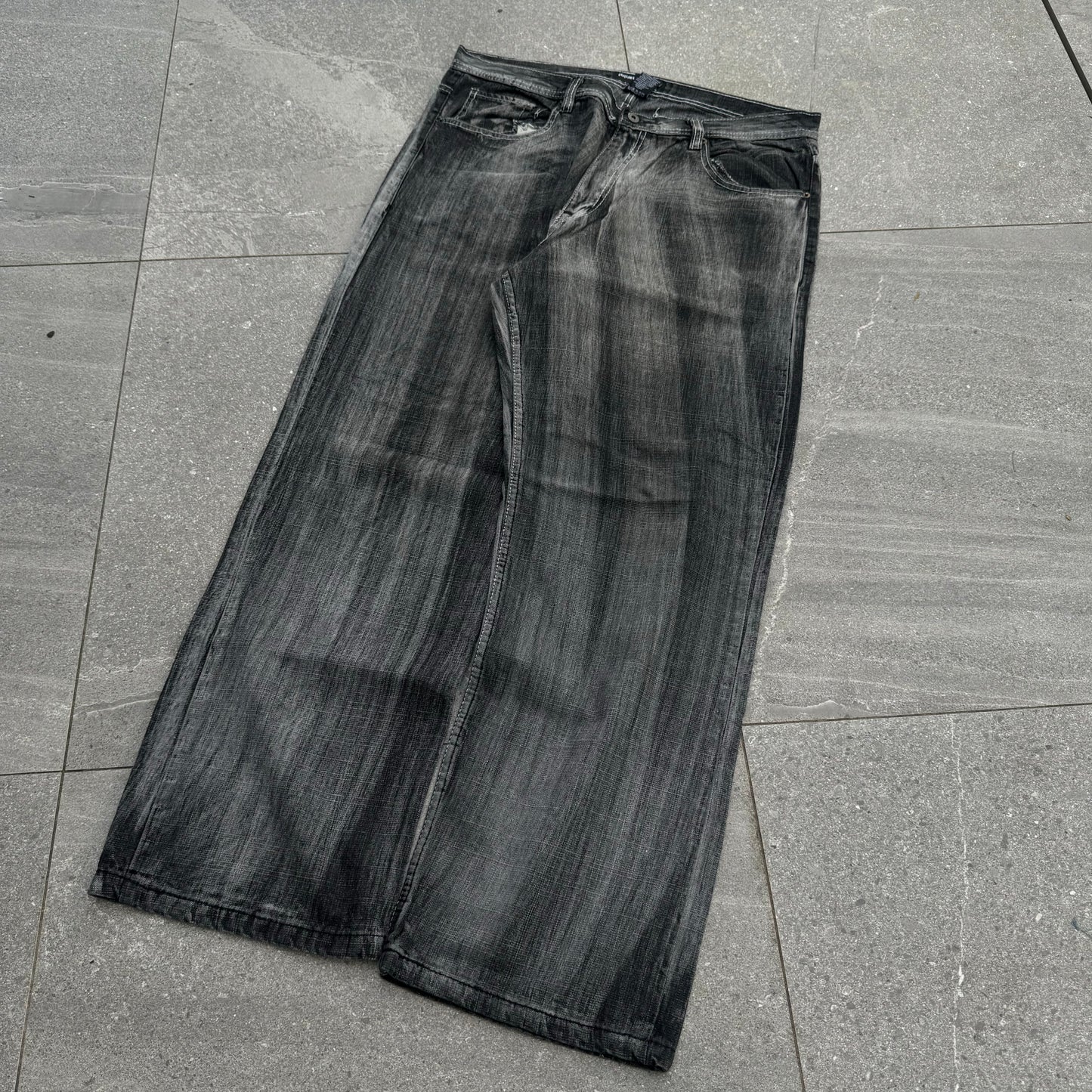 god tier black faders - 38x32”