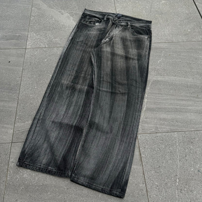 god tier black faders - 38x32”