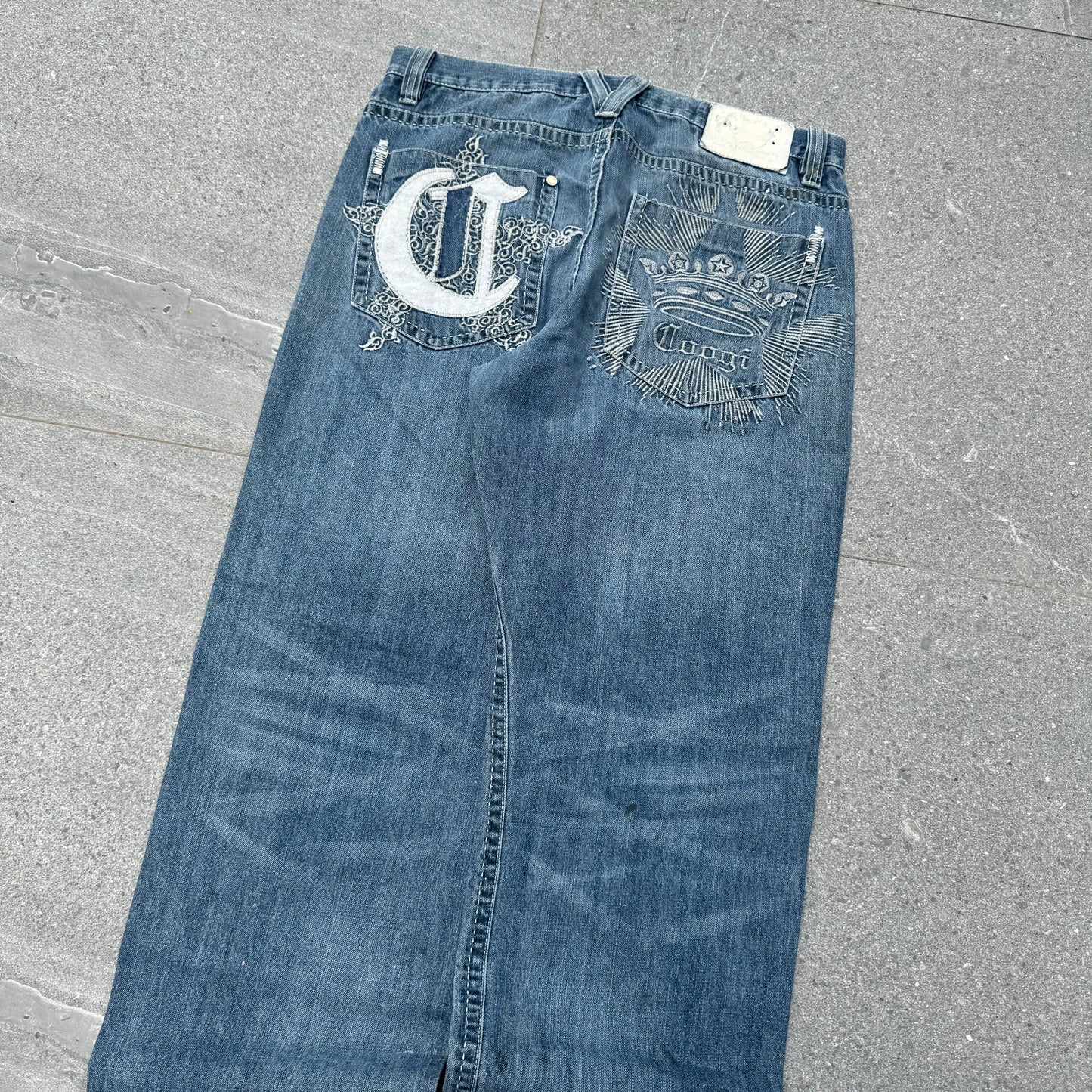 coogi jeans - 36x33”