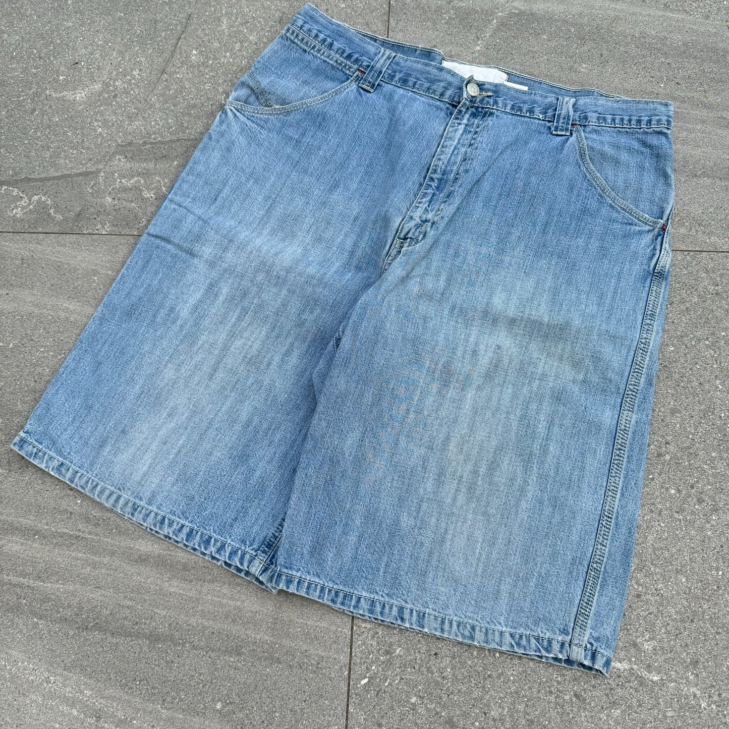 levis jorts - 36x12”