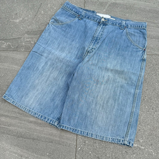 levis jorts - 36x12”