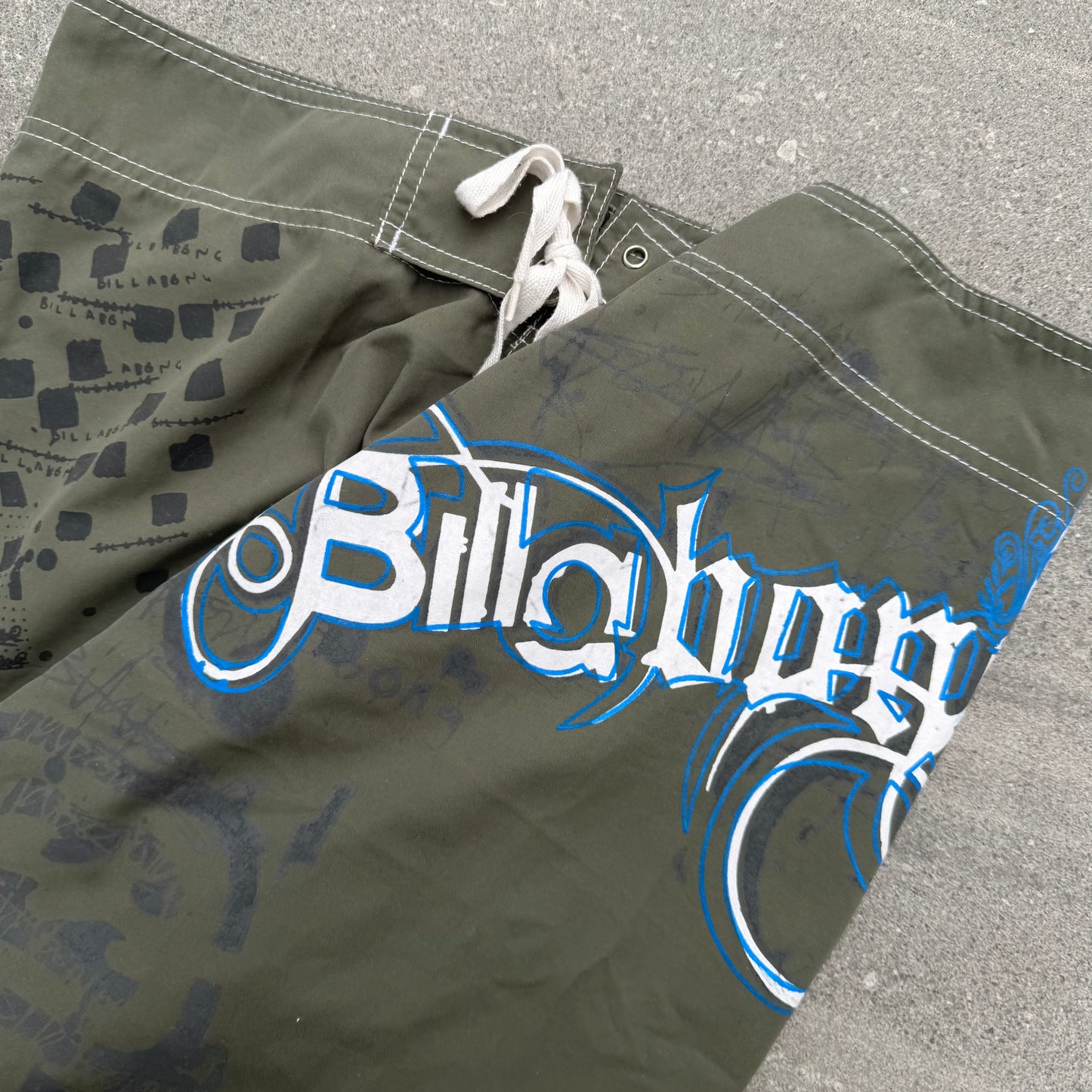 mossy billabongs - 36”