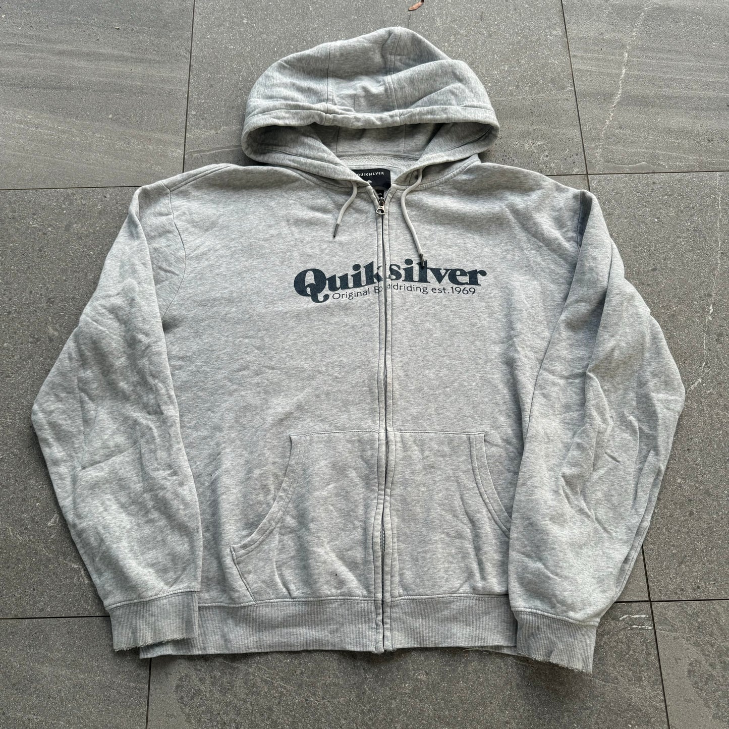 clean quiksilver hoodie - XL