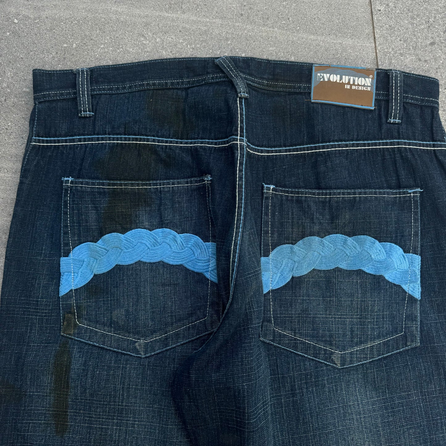huge evolution jeans - 40x32”
