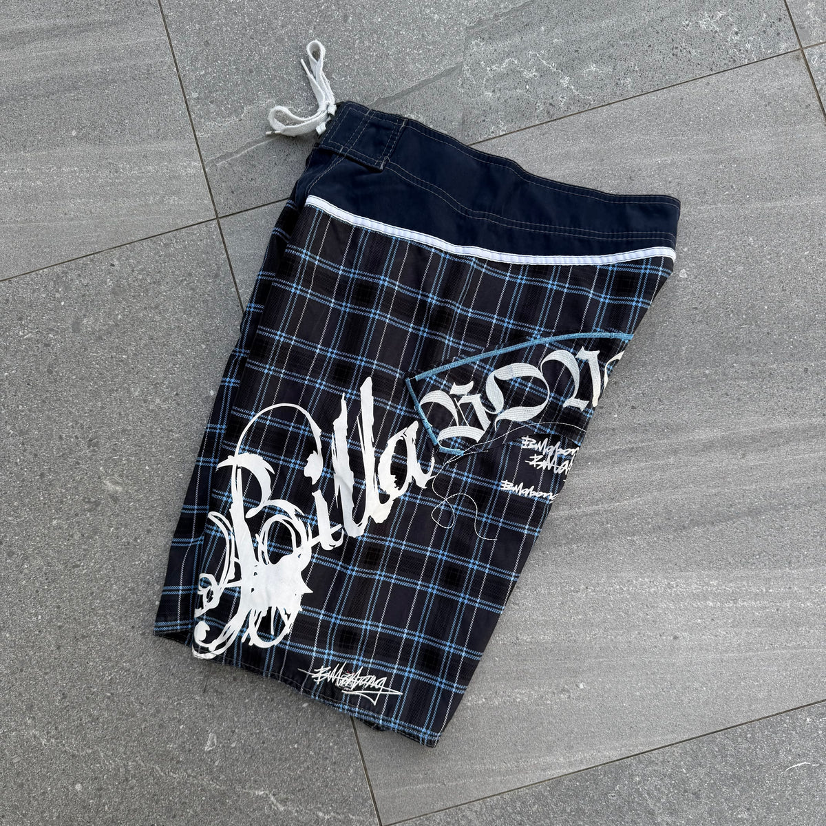 GRAIL parko plaid hits 🌊 - 30”
