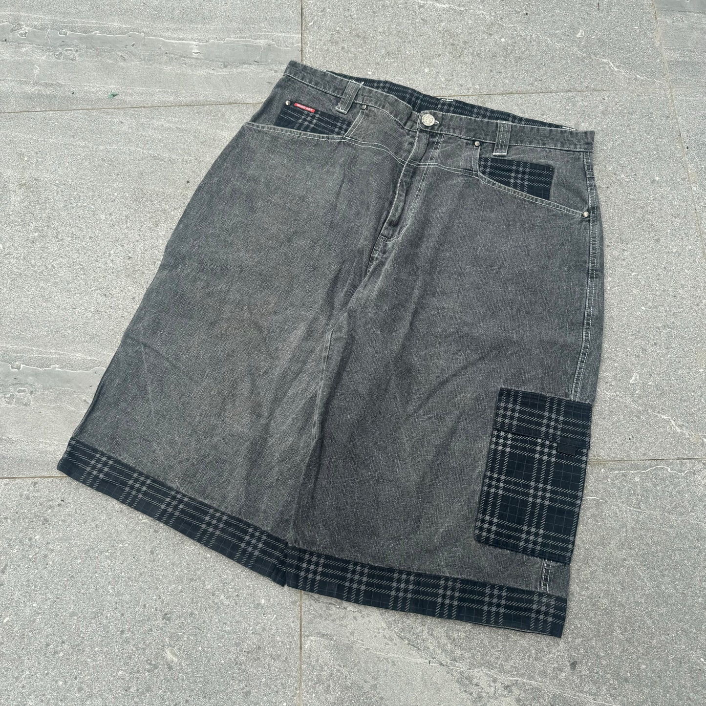 plaid detailed FAT jorts - 40x16”