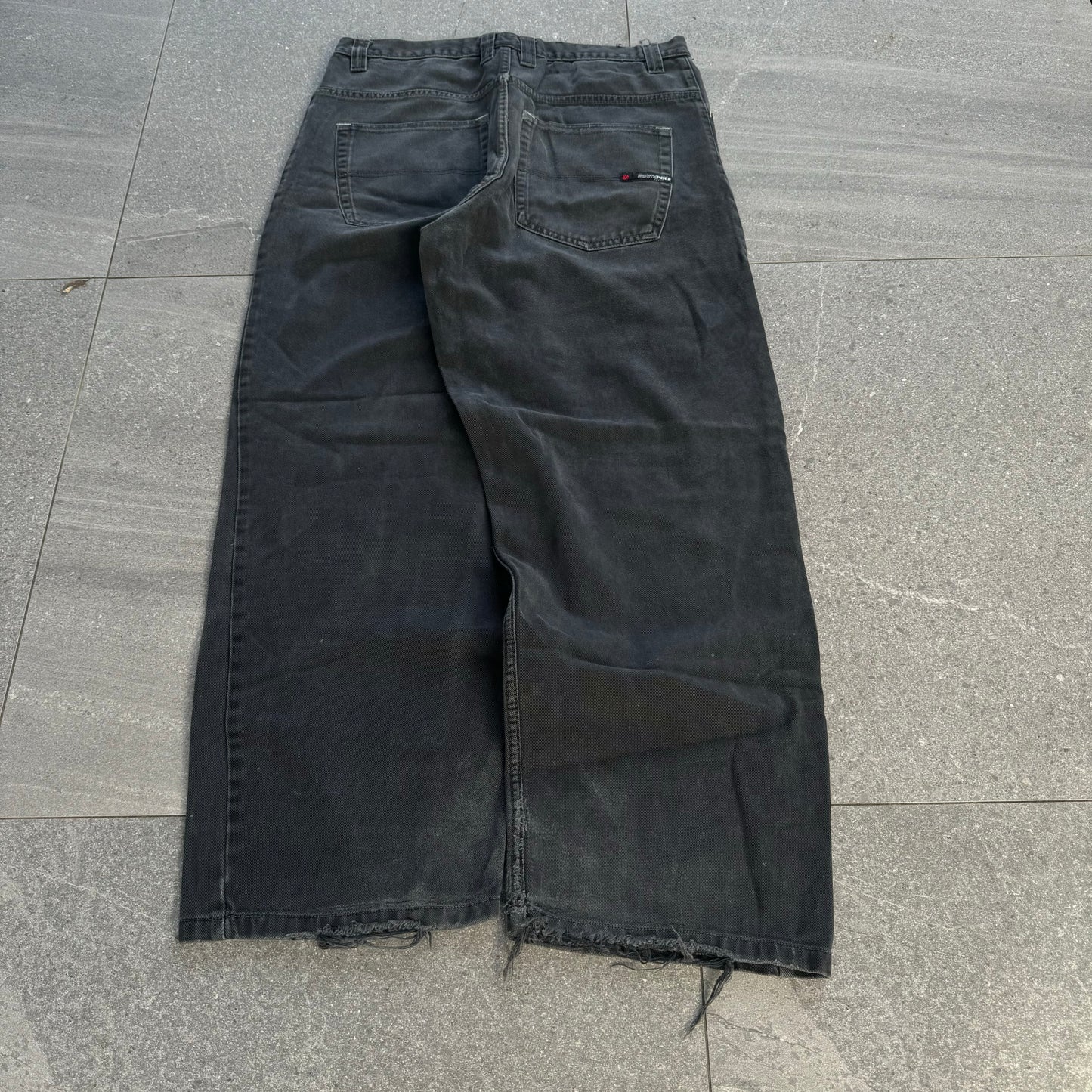 southpoles - 36x32”