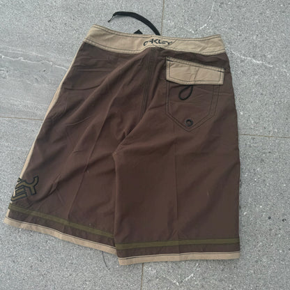 hard oakley boardies - 29x10”