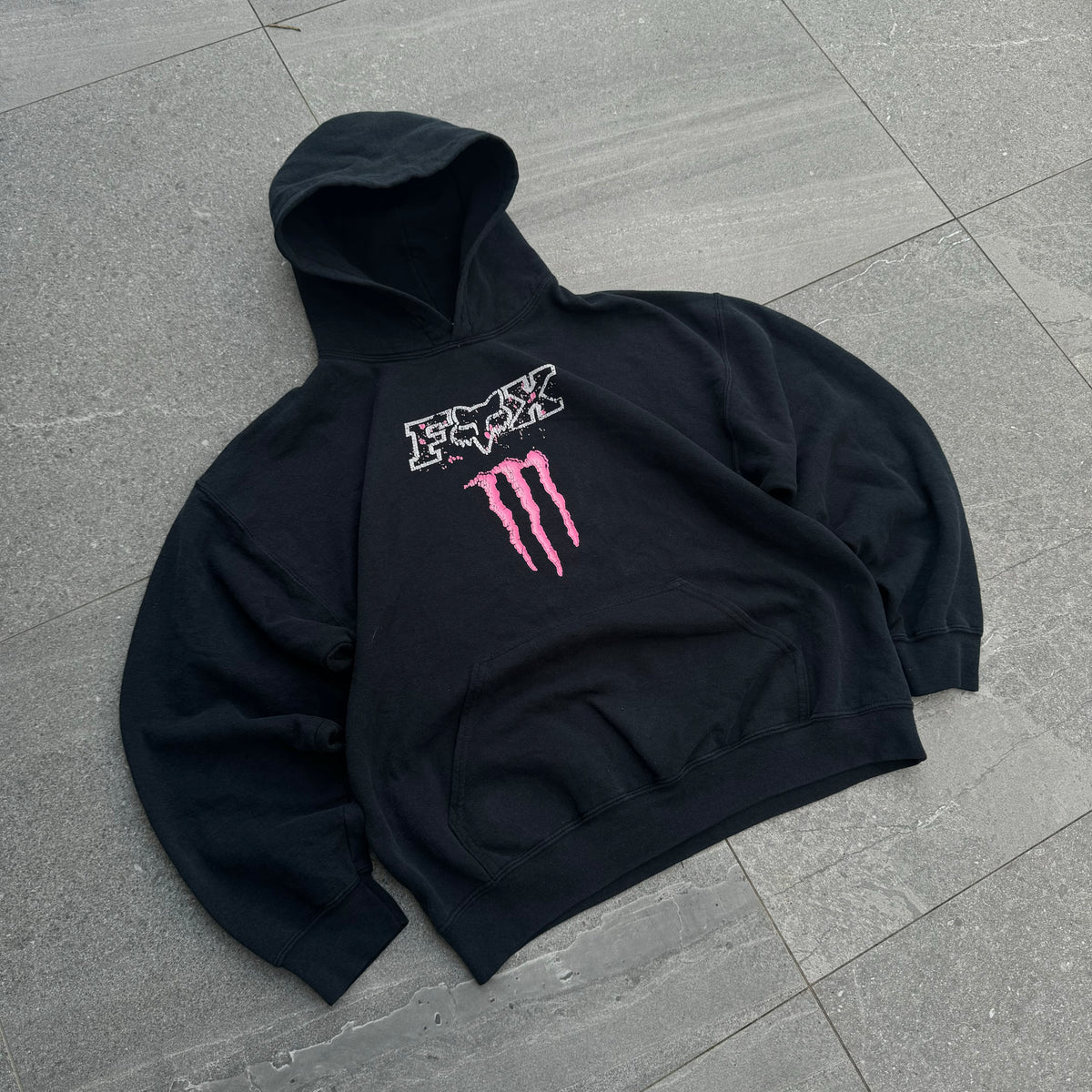 grail 00s monster pink hoodie - L