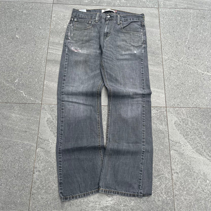 dark bootcuts are always so goated. 527 levi bootcuts 31x31”