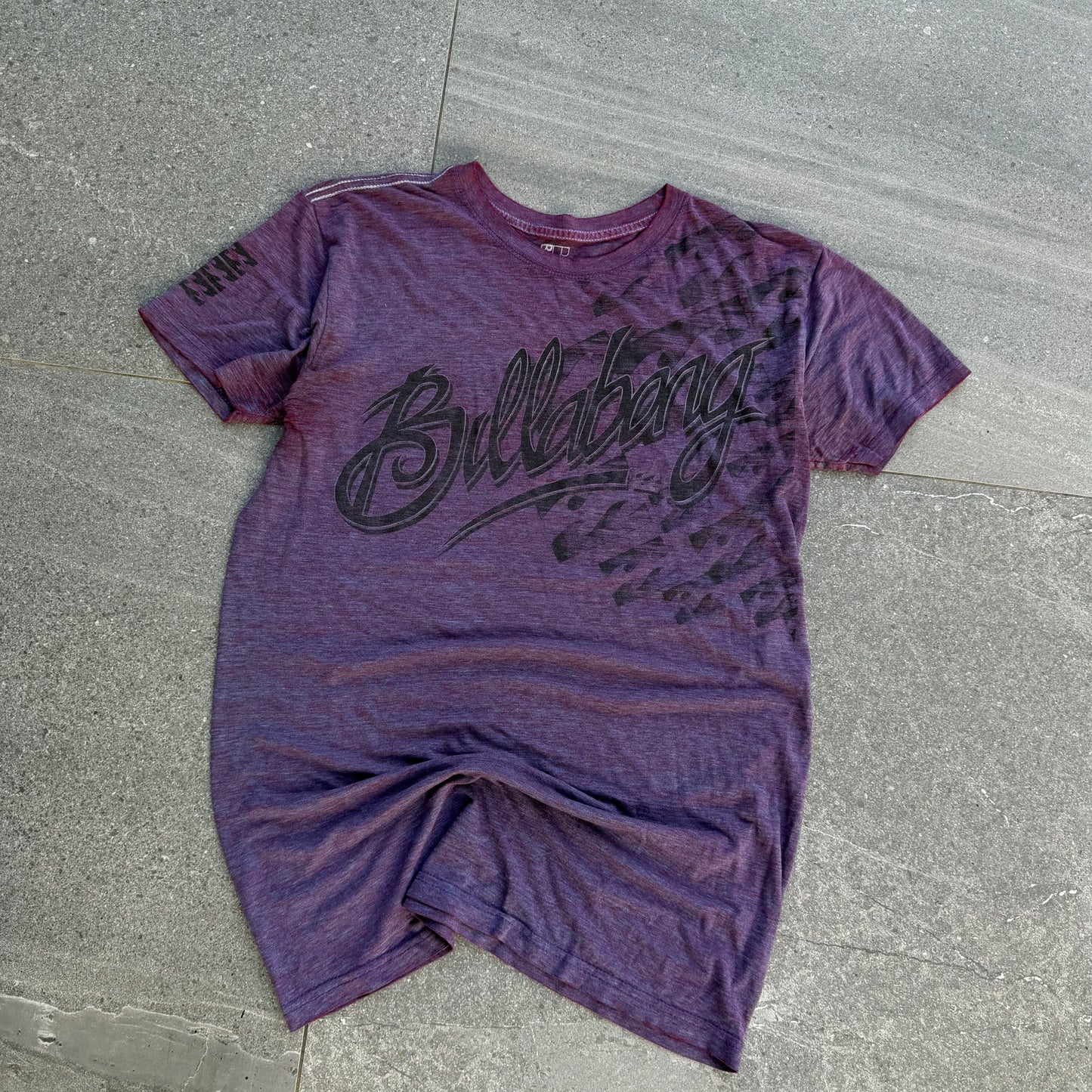 leaaaaaan paper thin billabong tee - S