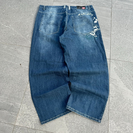 phat eckos - 42x30”