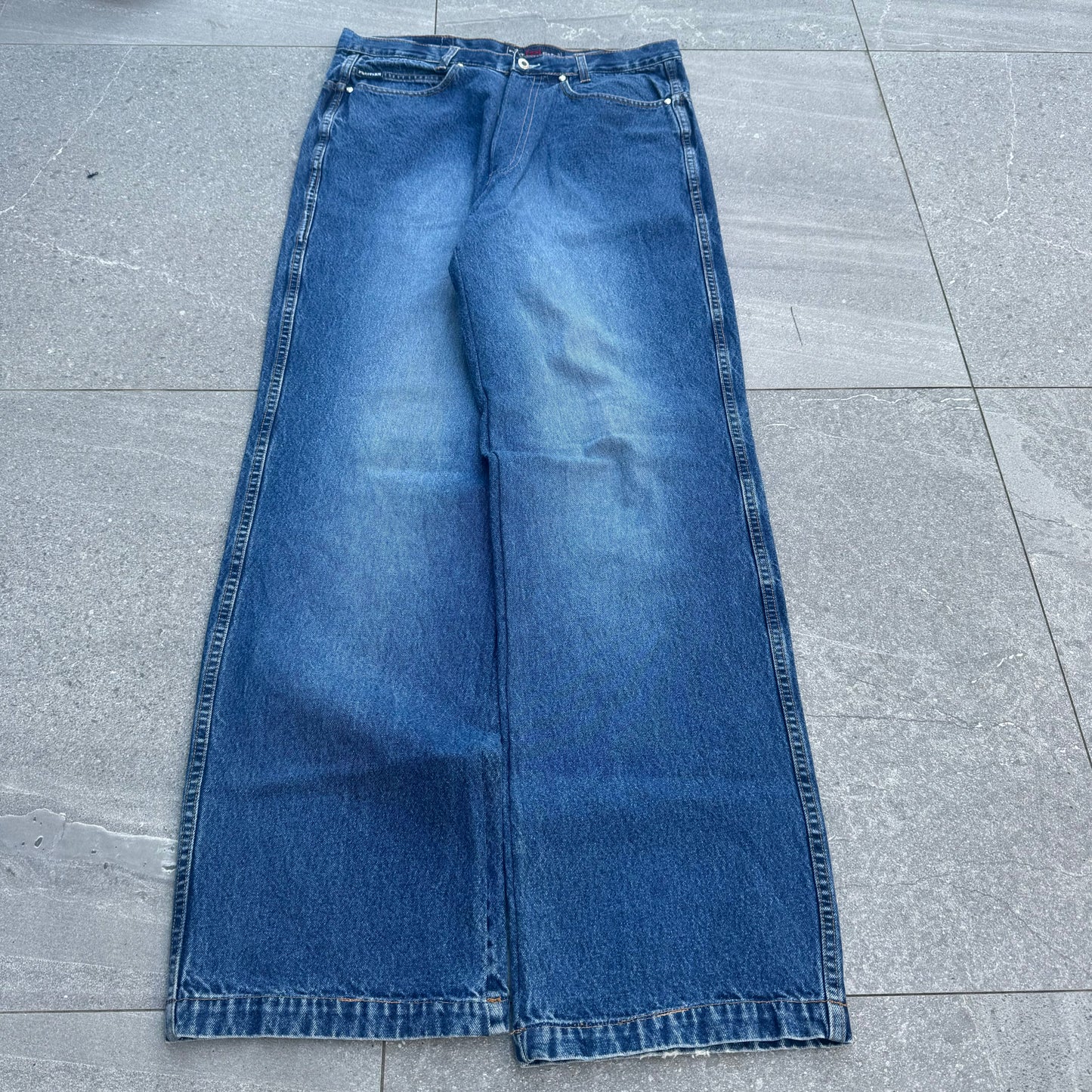 phat farm chillers - 36x34”