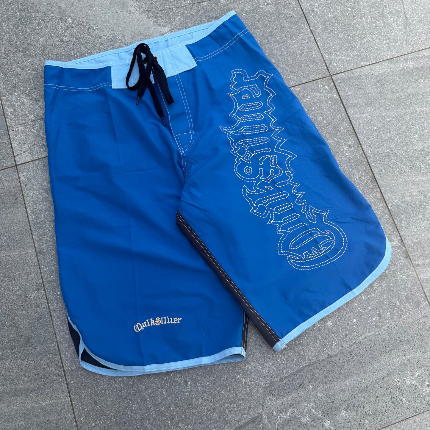 GAWDAMNNNNN QUIKSILVER GRAILS - 31”