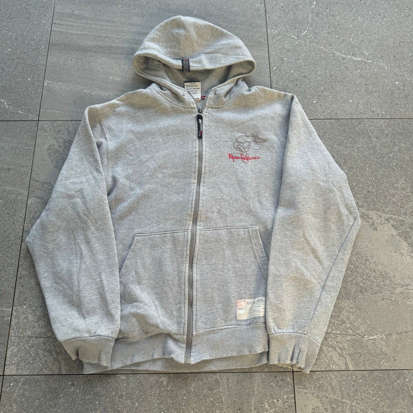 grail grail grail ecko hoodie (LOOK AT THE BACK) - L