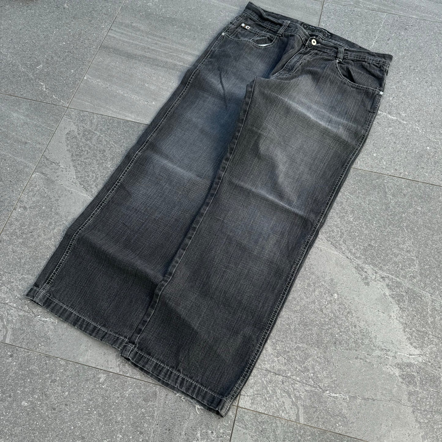 southpole jeans - 38x32”