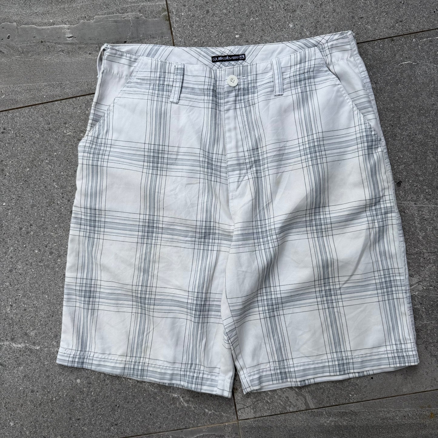 quiksilver backhit plaids - 34”