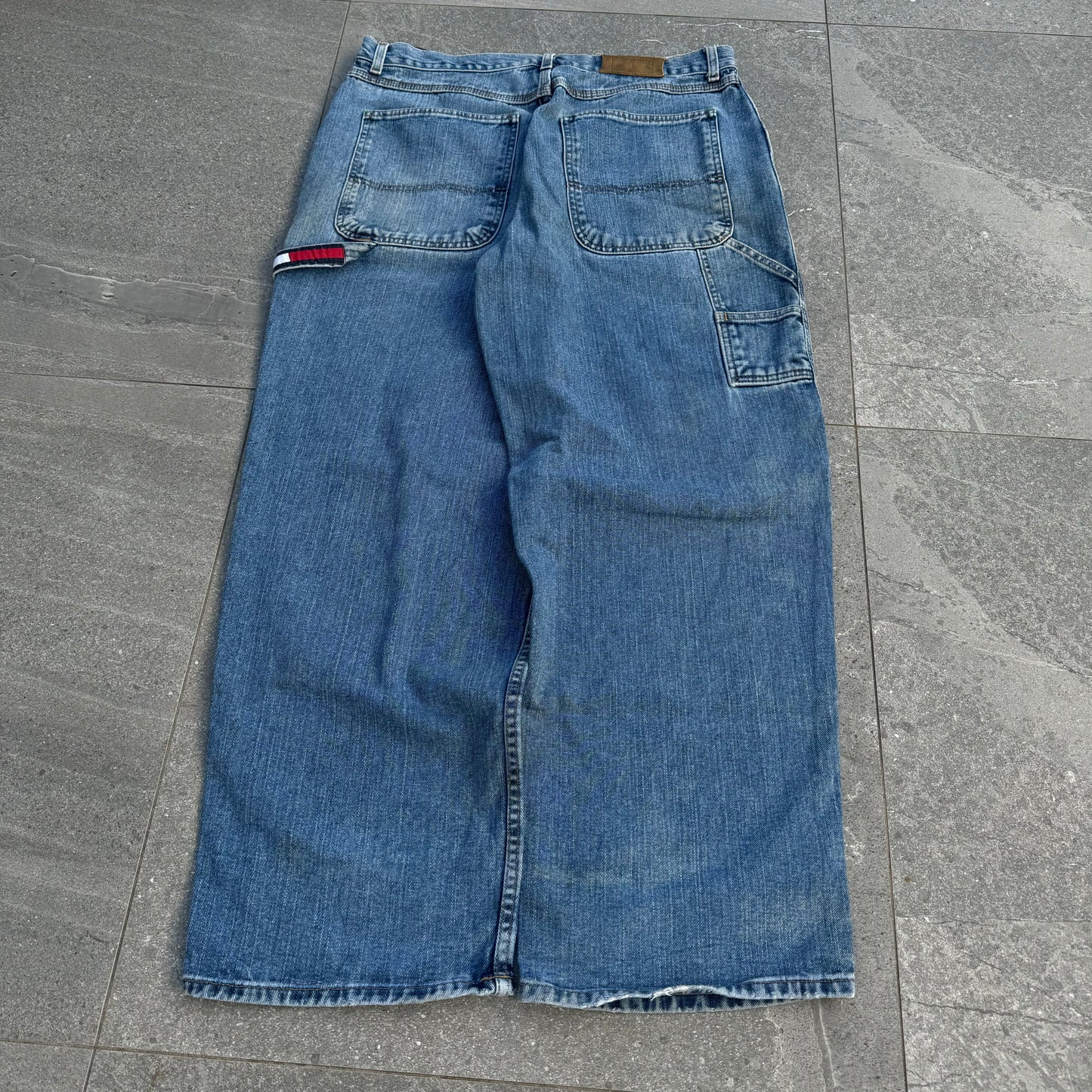 phat tommy jeans - 36x30”