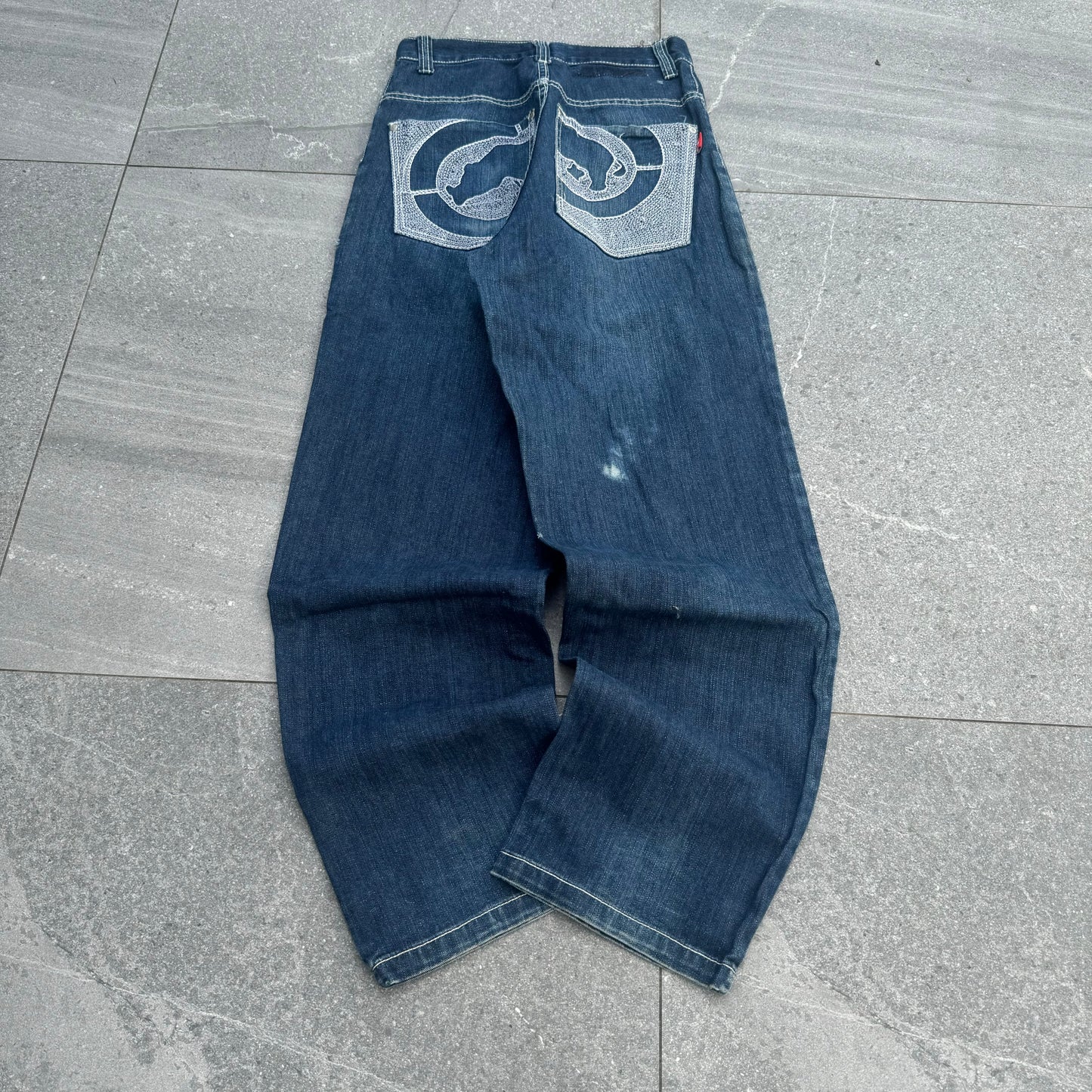 ecko back hits - 27x31”