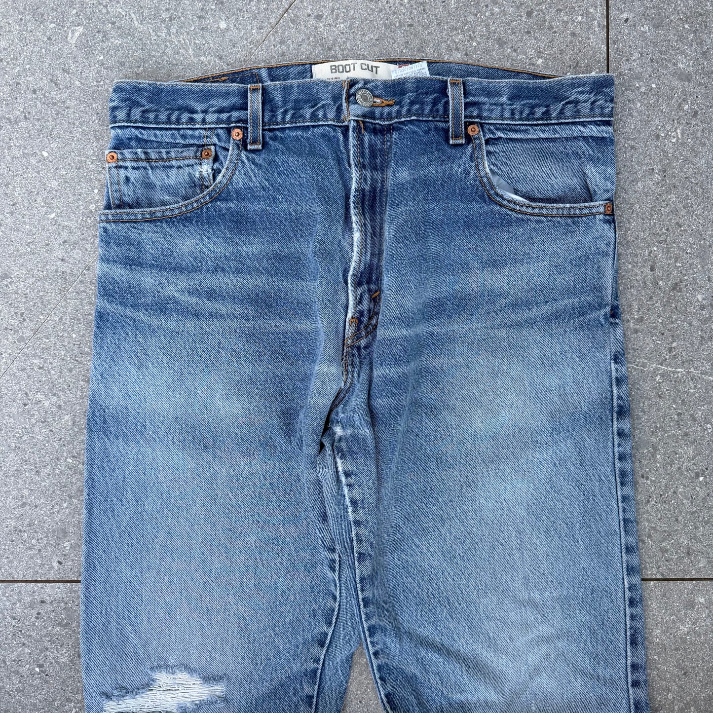 perfect distressed 517 bootcuts - 34x34”