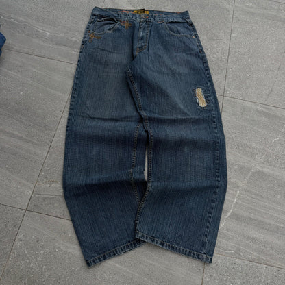 the greatest mecca jeans out. 36x32”