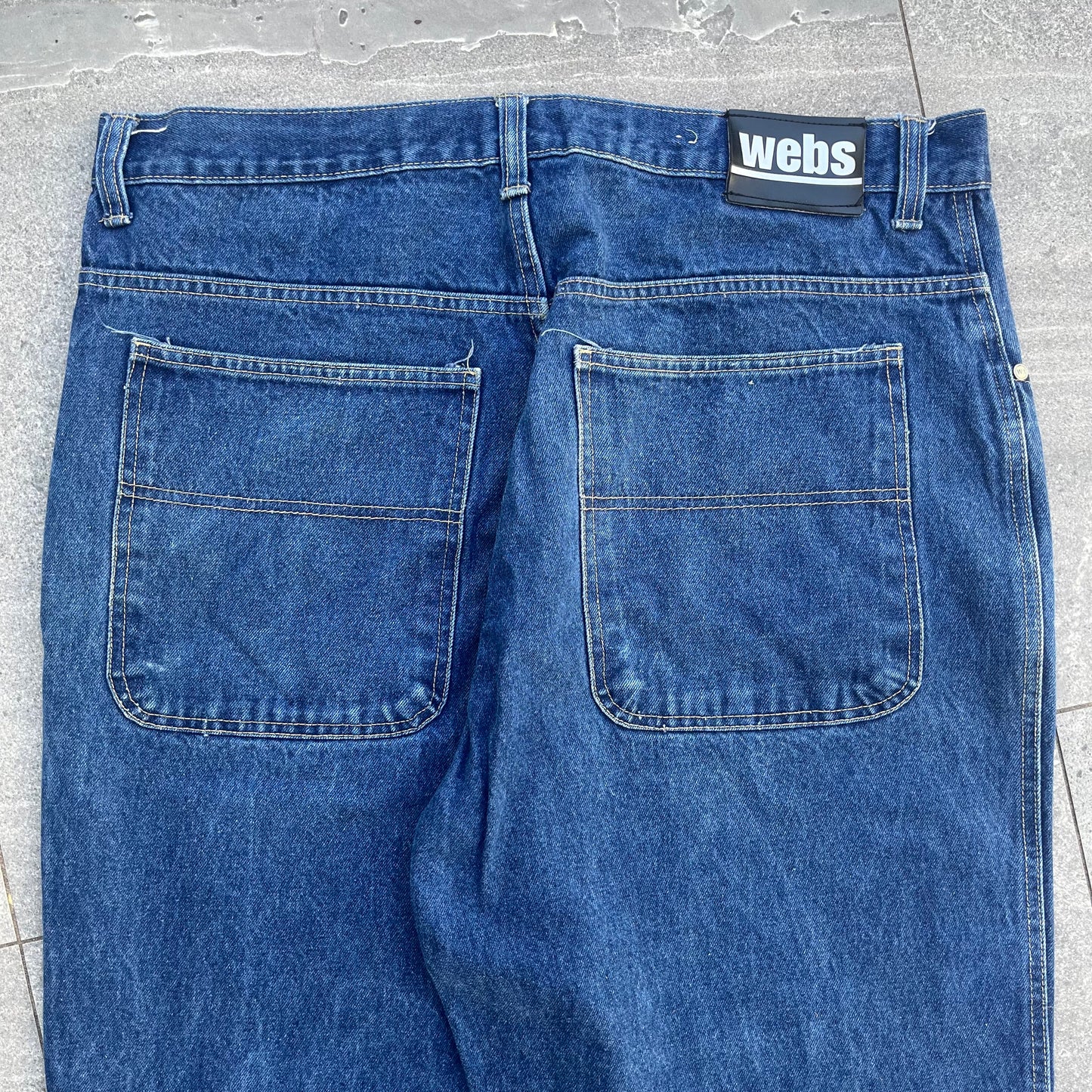 beautiful webs jeans - 40x32”