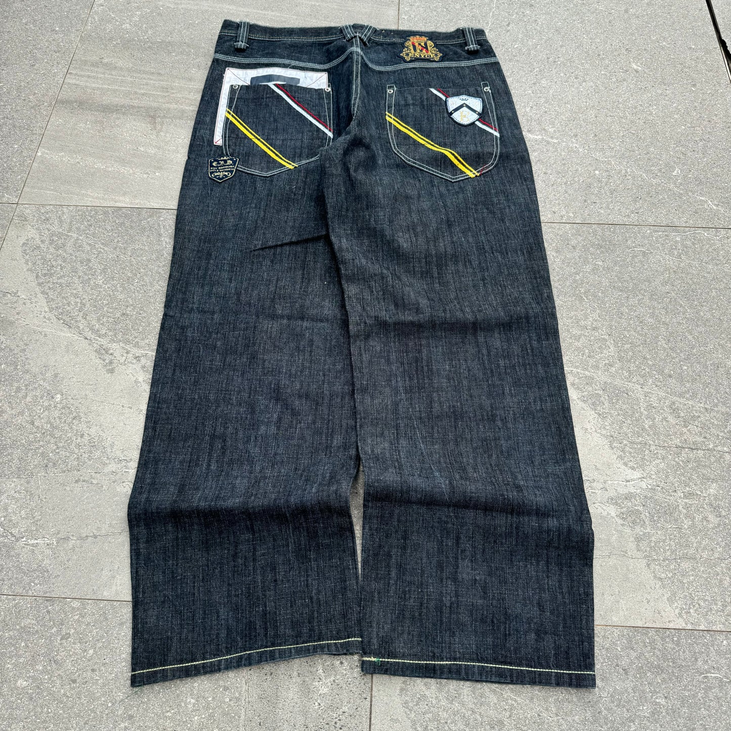 hard enyce jeans - 38x33”
