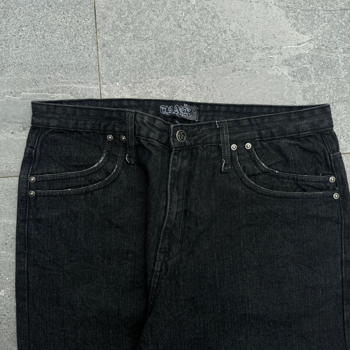 beautiful tank 🪖 jeans - 36x33” yipeeee