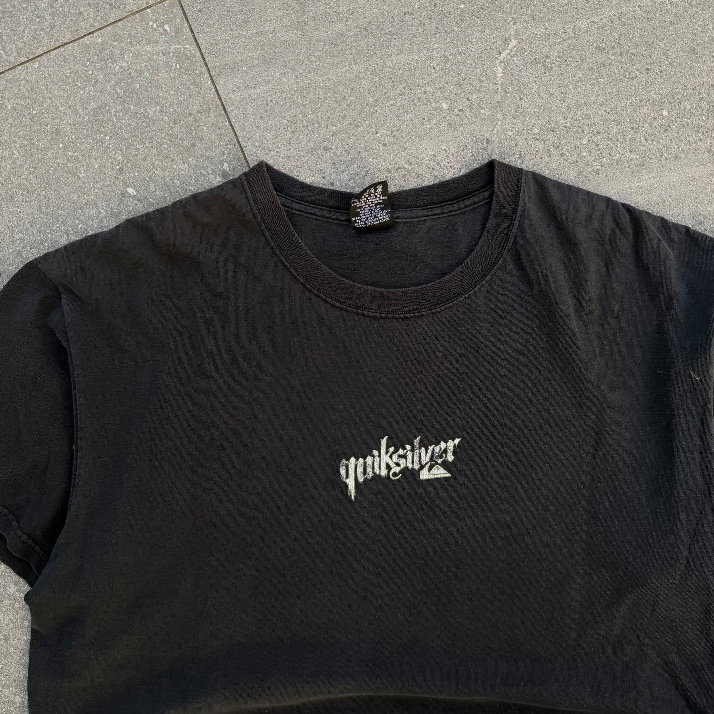 fade on this quiksilver goes crazy - L