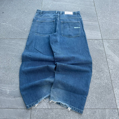 god tier southpoles - 36x30”