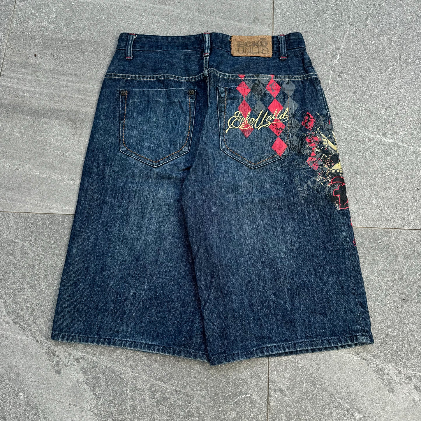 hogwarts spec ecko jorts - 34x14”