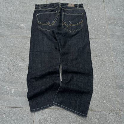 red diamond jeans - 38x32”