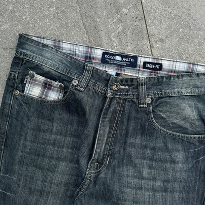 plaid pocket ecko jeans - 33x31”