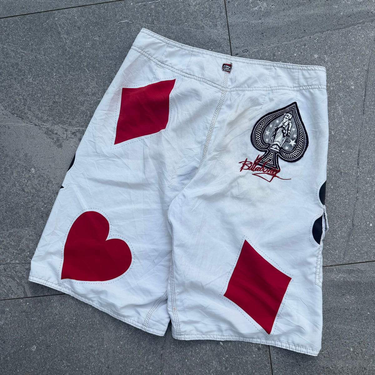 GRAIL taj royal flush boardies - 32”