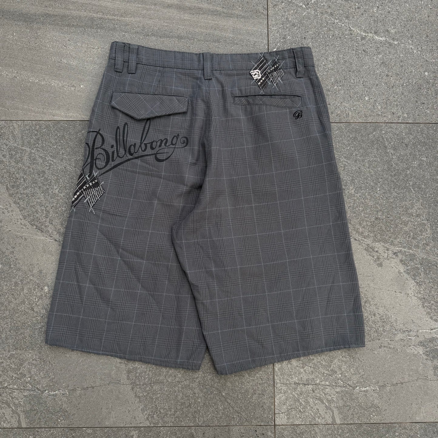 grail billabong plaids (long fit) - 33”