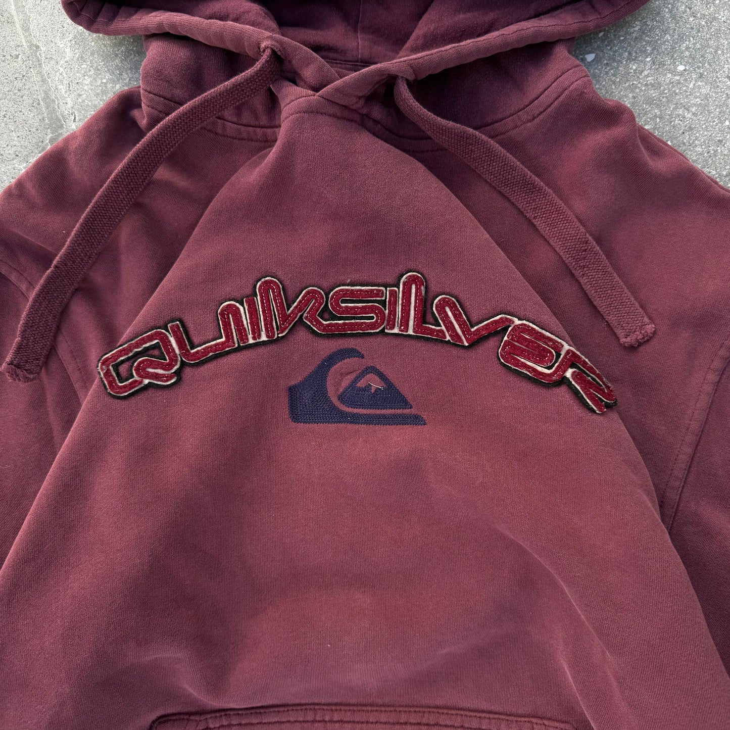 deep maroon quiksilver hoodie - S/M